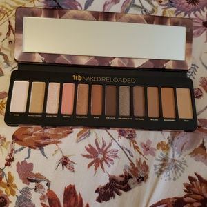 Urban Decay eyeshadow pallet